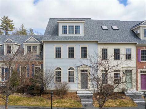 new hampshire condominiums for sale.